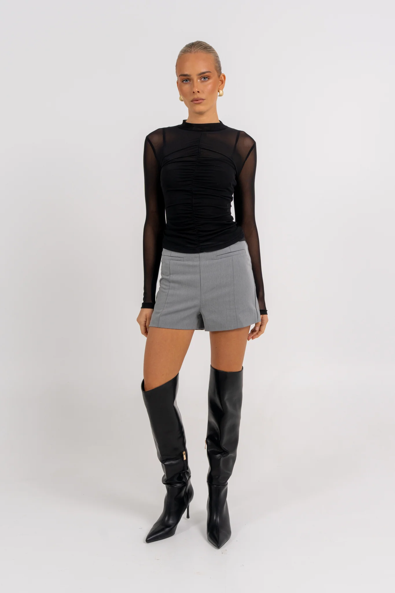 Aida Shorts Grey - Image 3