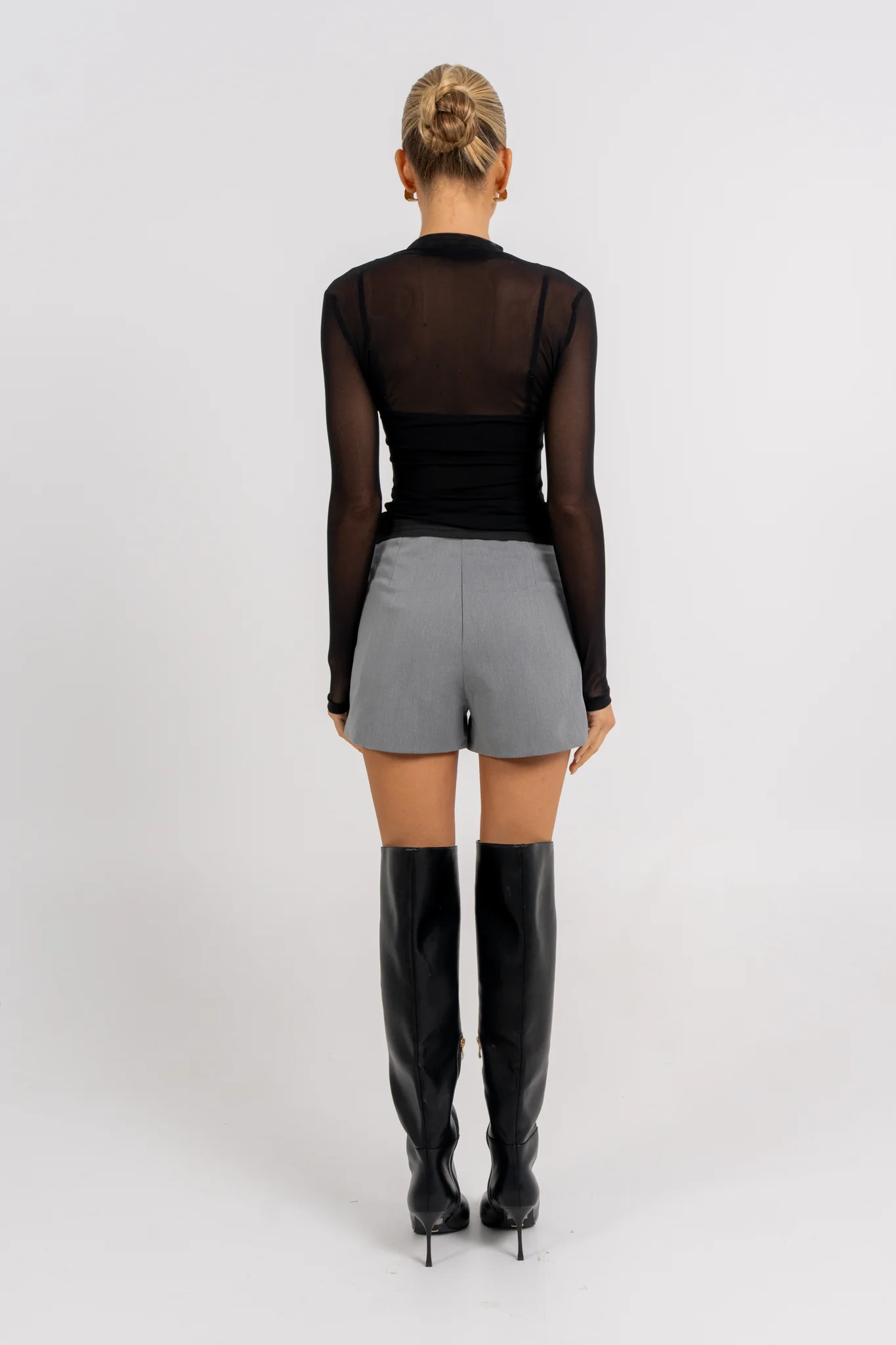 Aida Shorts Grey - Image 4