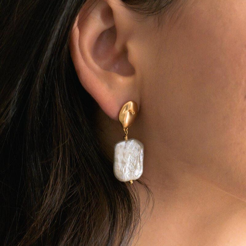 Alessia Earrings Gold - Image 2