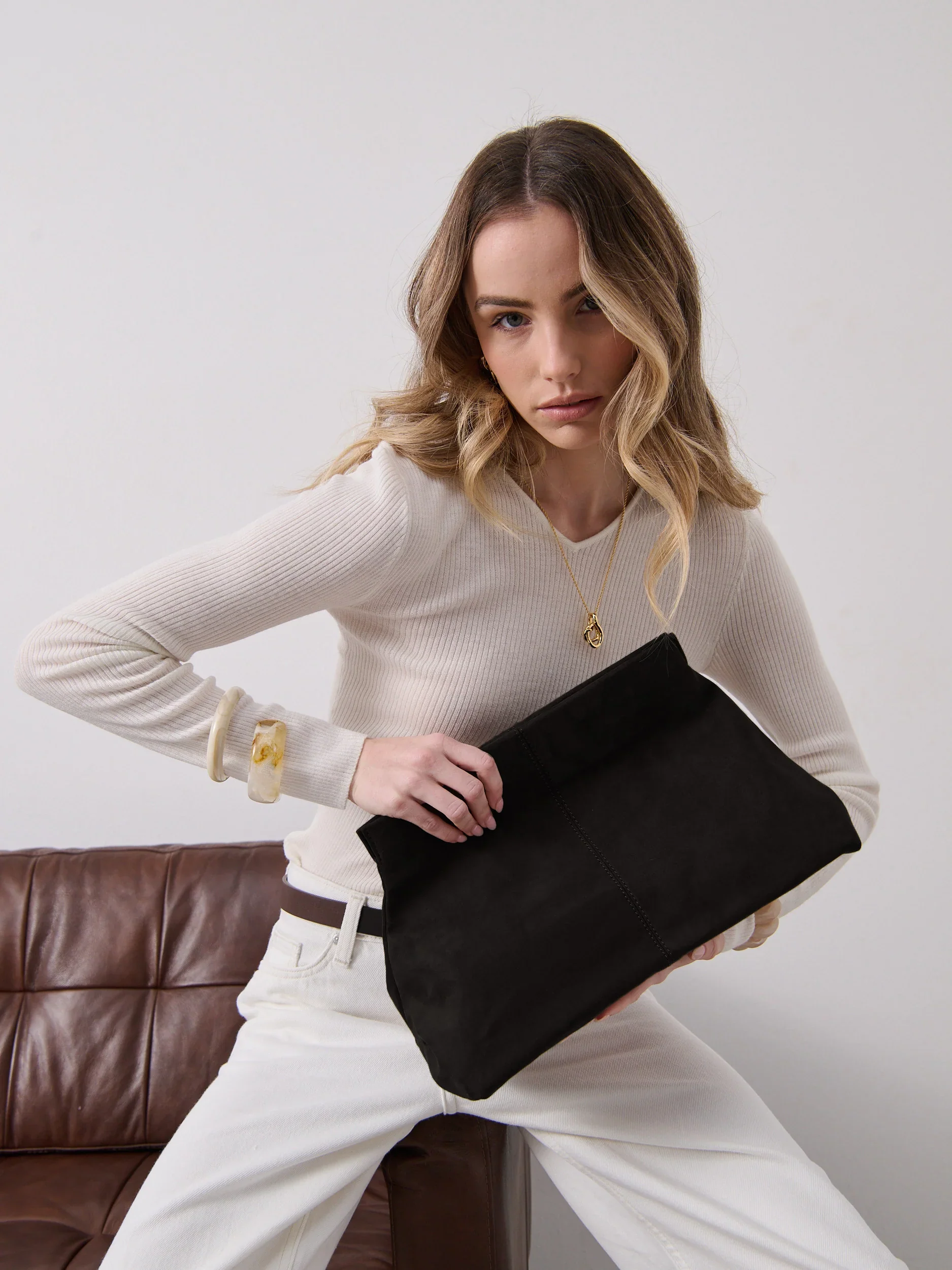 Becca Clutch Black - Image 2