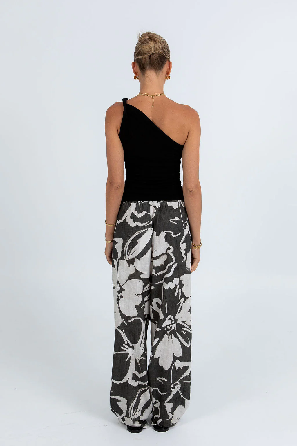 Gianna Top Black - Image 5