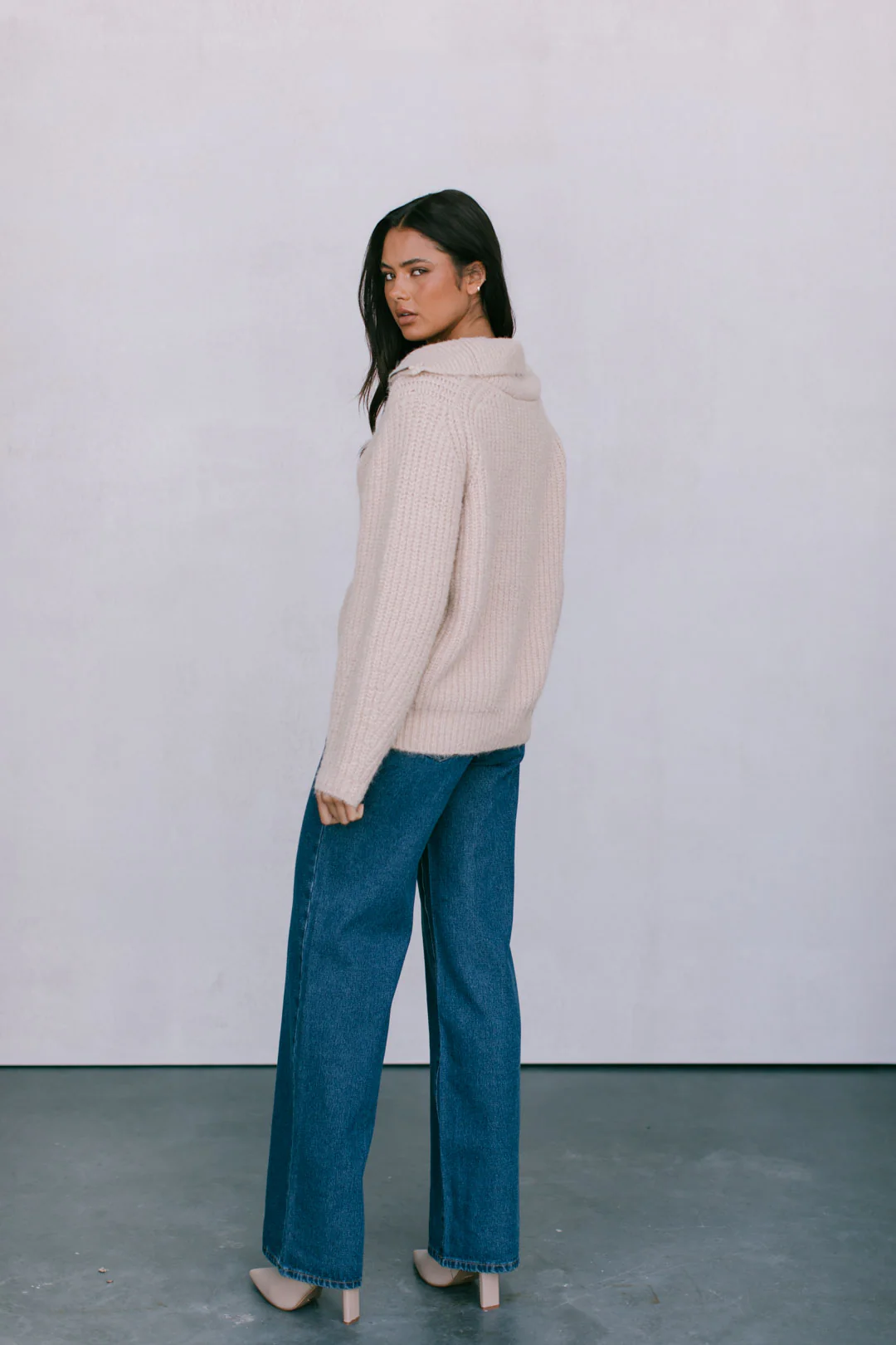 Dahlia Jumper Beige - Image 10
