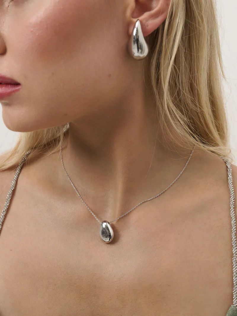 Daria Earrings Silver - Image 2