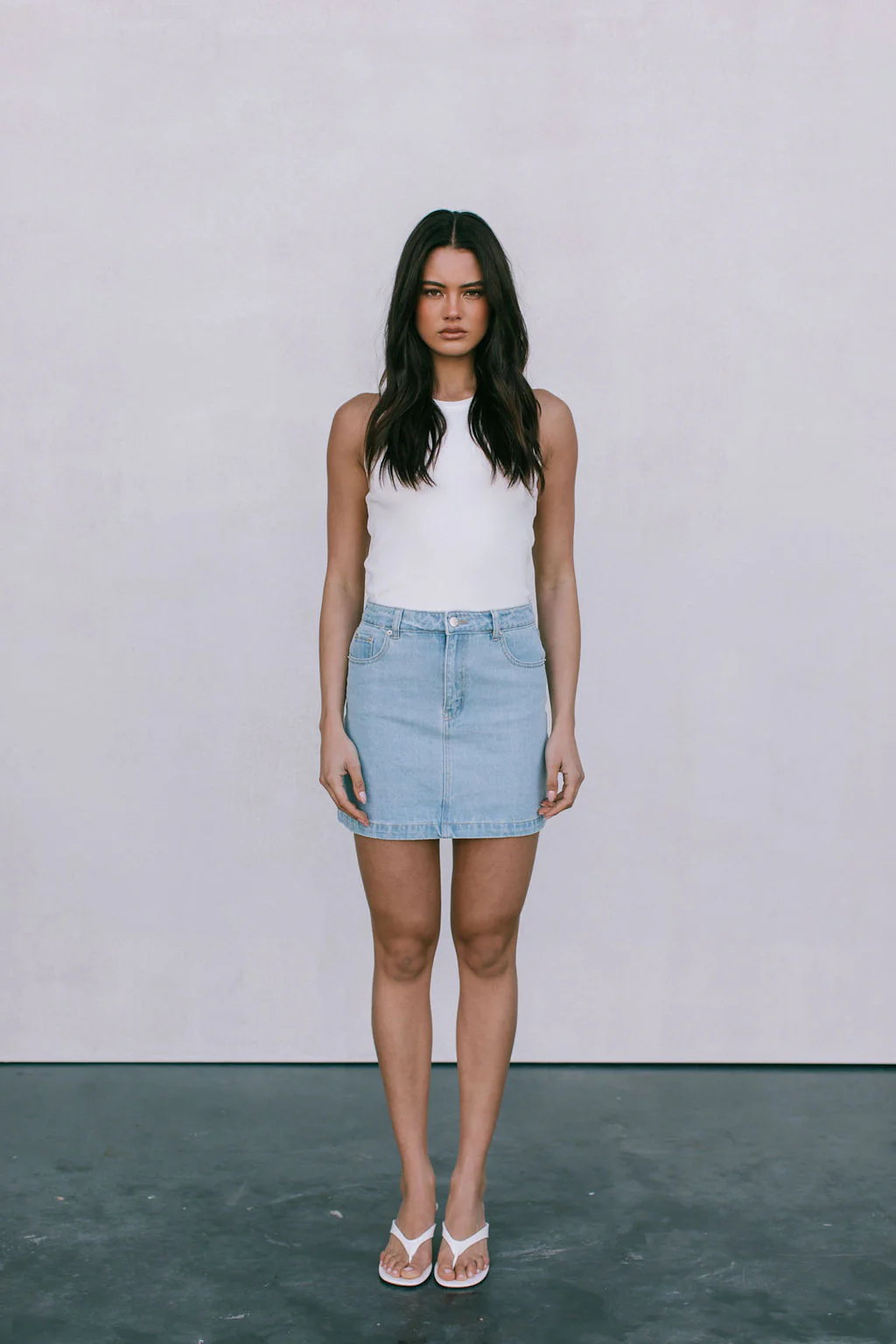 Erin Mini Denim Skirt Light Blue Wash - Image 4