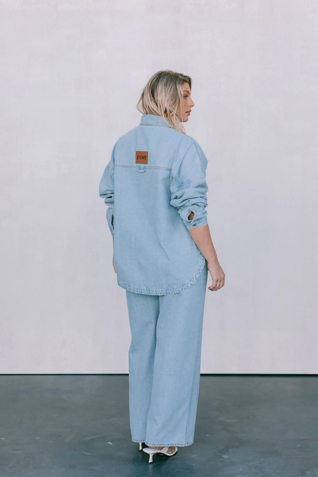 PRE ORDER Ilou Denim Shirt Light Blue Wash - Image 11