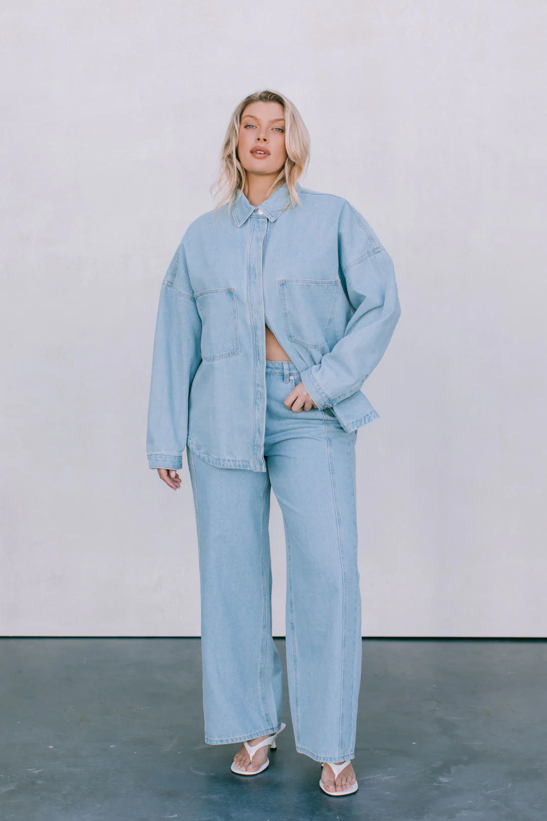 Janey Baggy Leg Jeans Light Blue Wash - Image 29