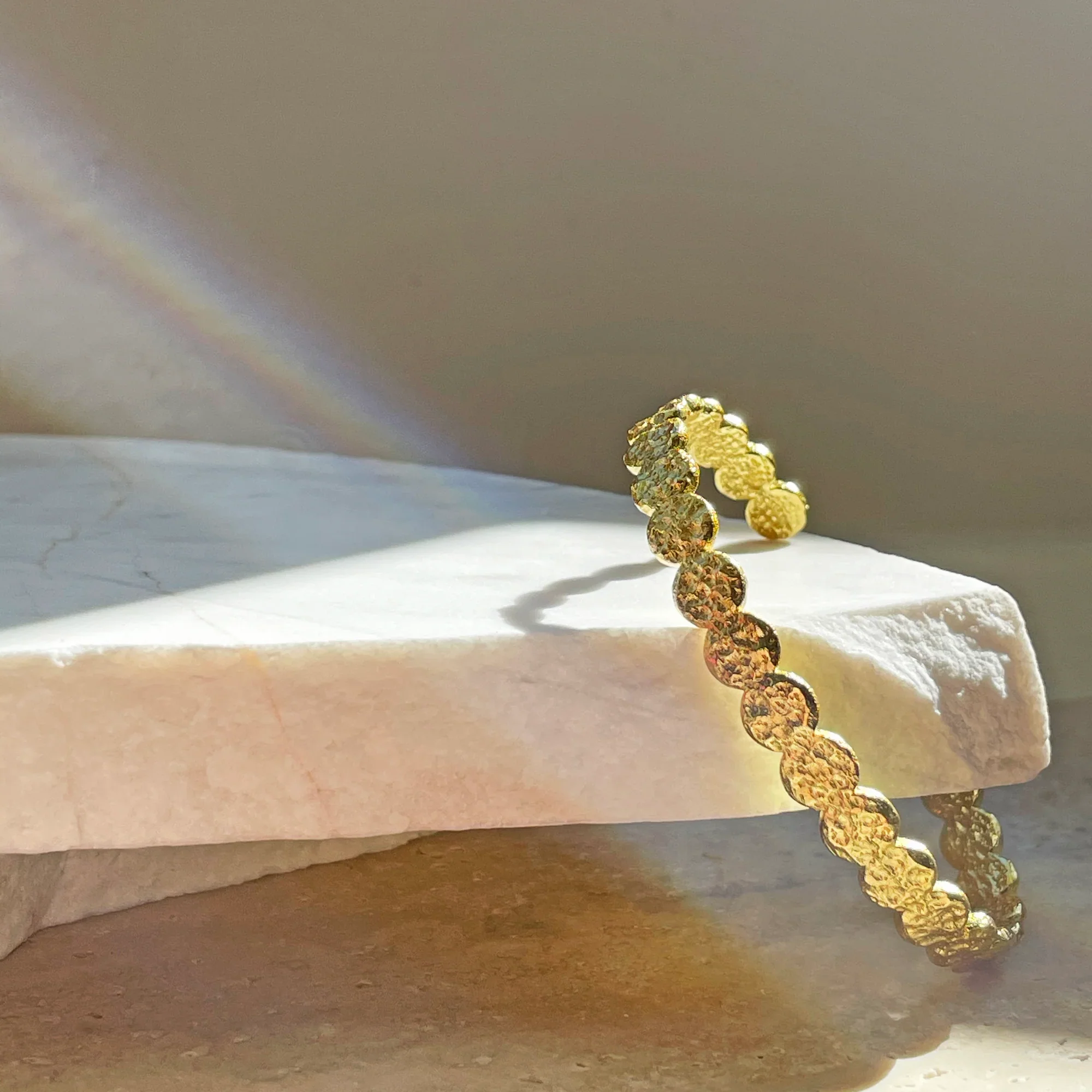 Olsen Cuff Gold - Image 8