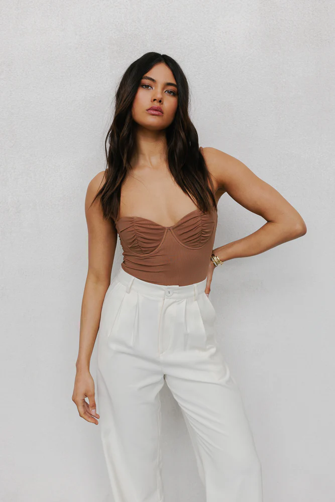 Pip Bodysuit Caramel - Image 10