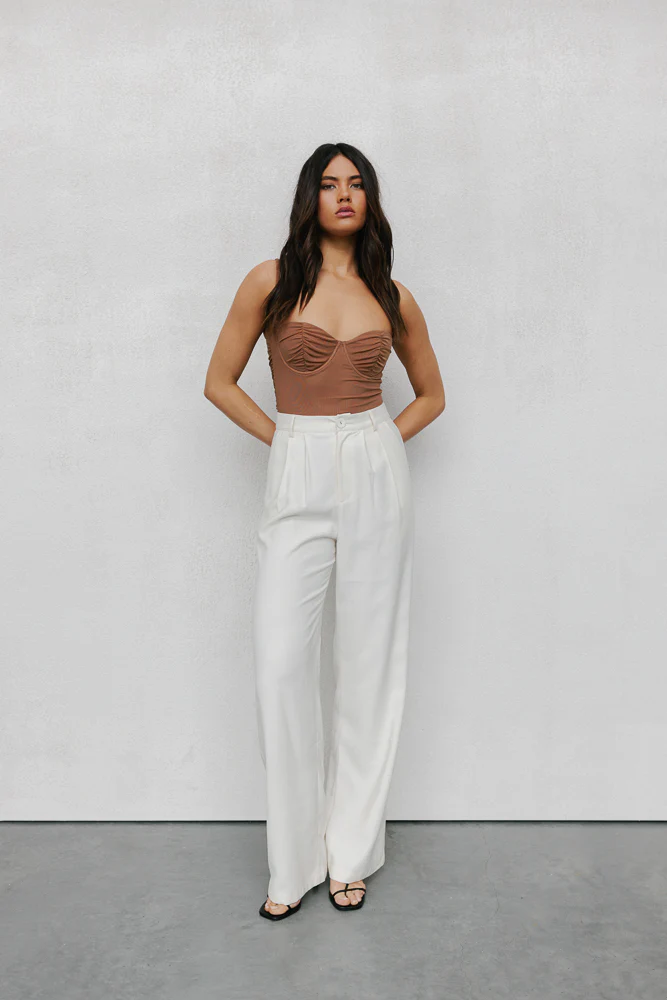 Pip Bodysuit Caramel - Image 18
