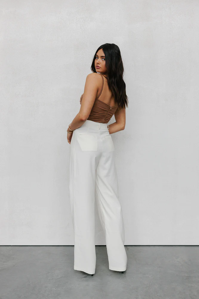 Pip Bodysuit Caramel - Image 9
