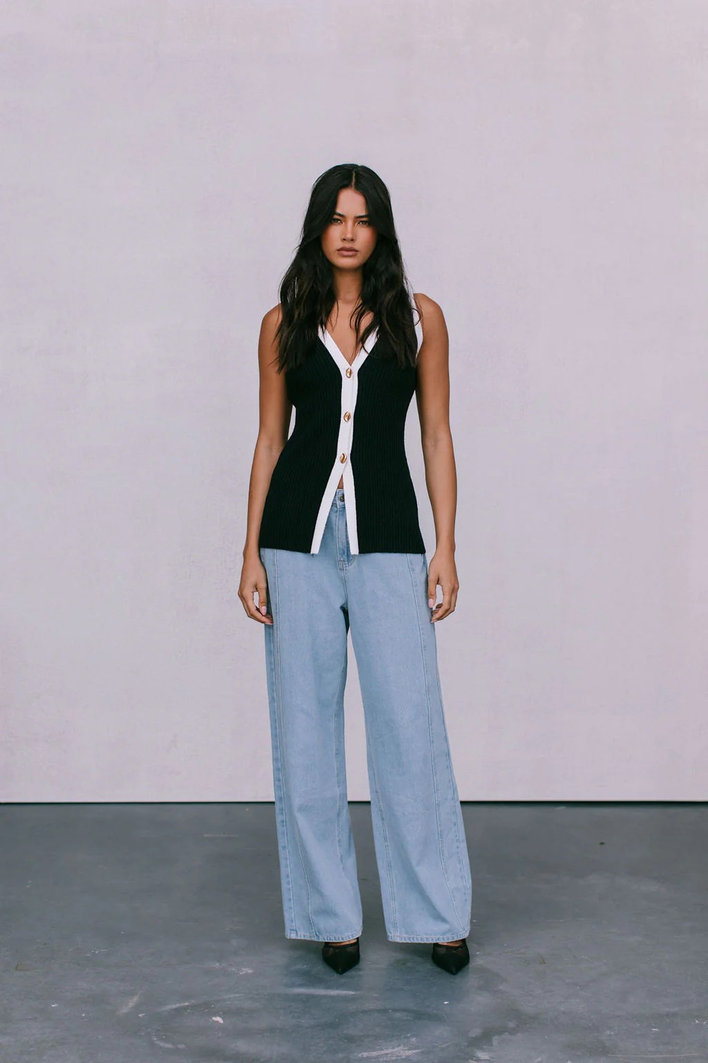 Quina Top Black - Image 12