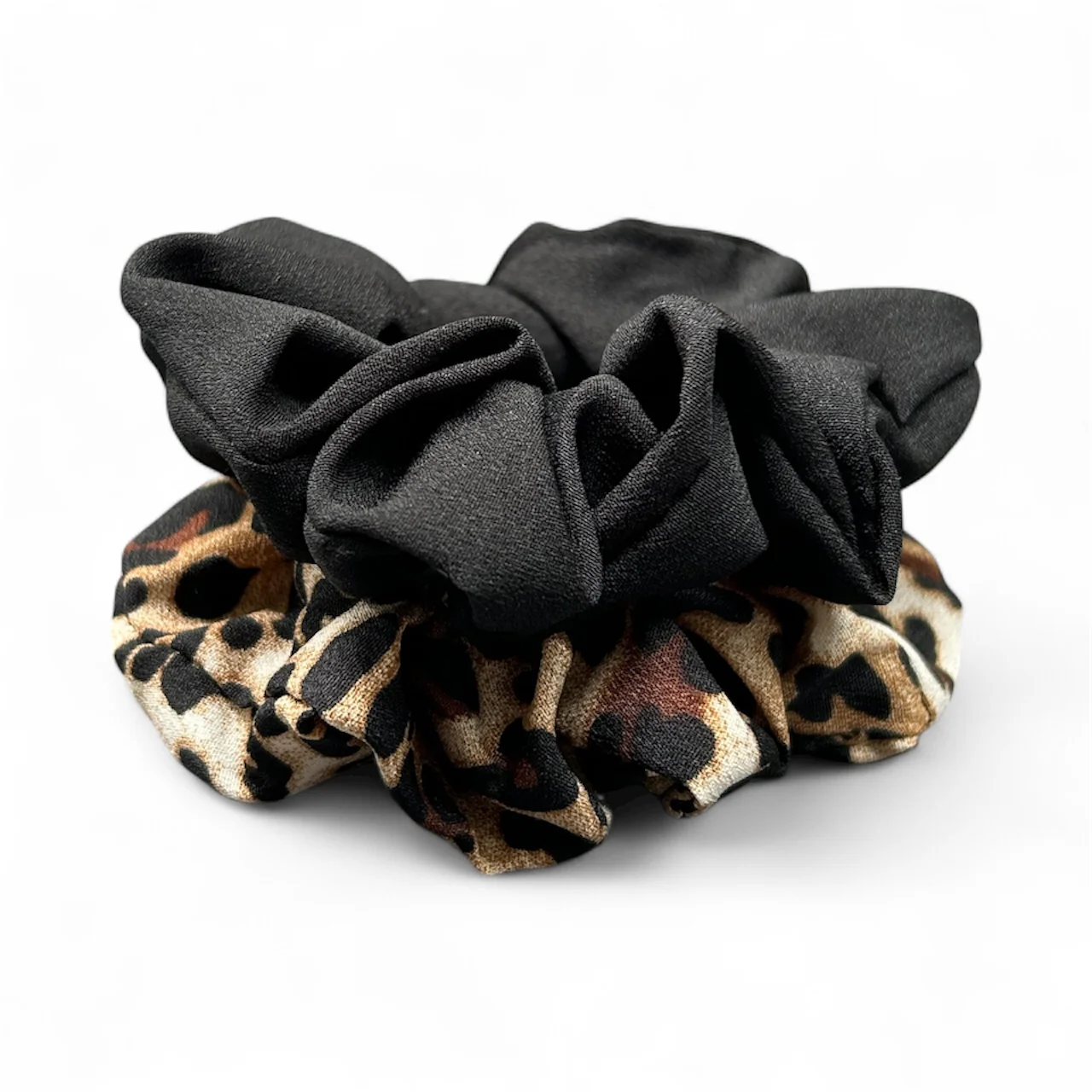 Beau Scrunchie S/2 Black Leopard