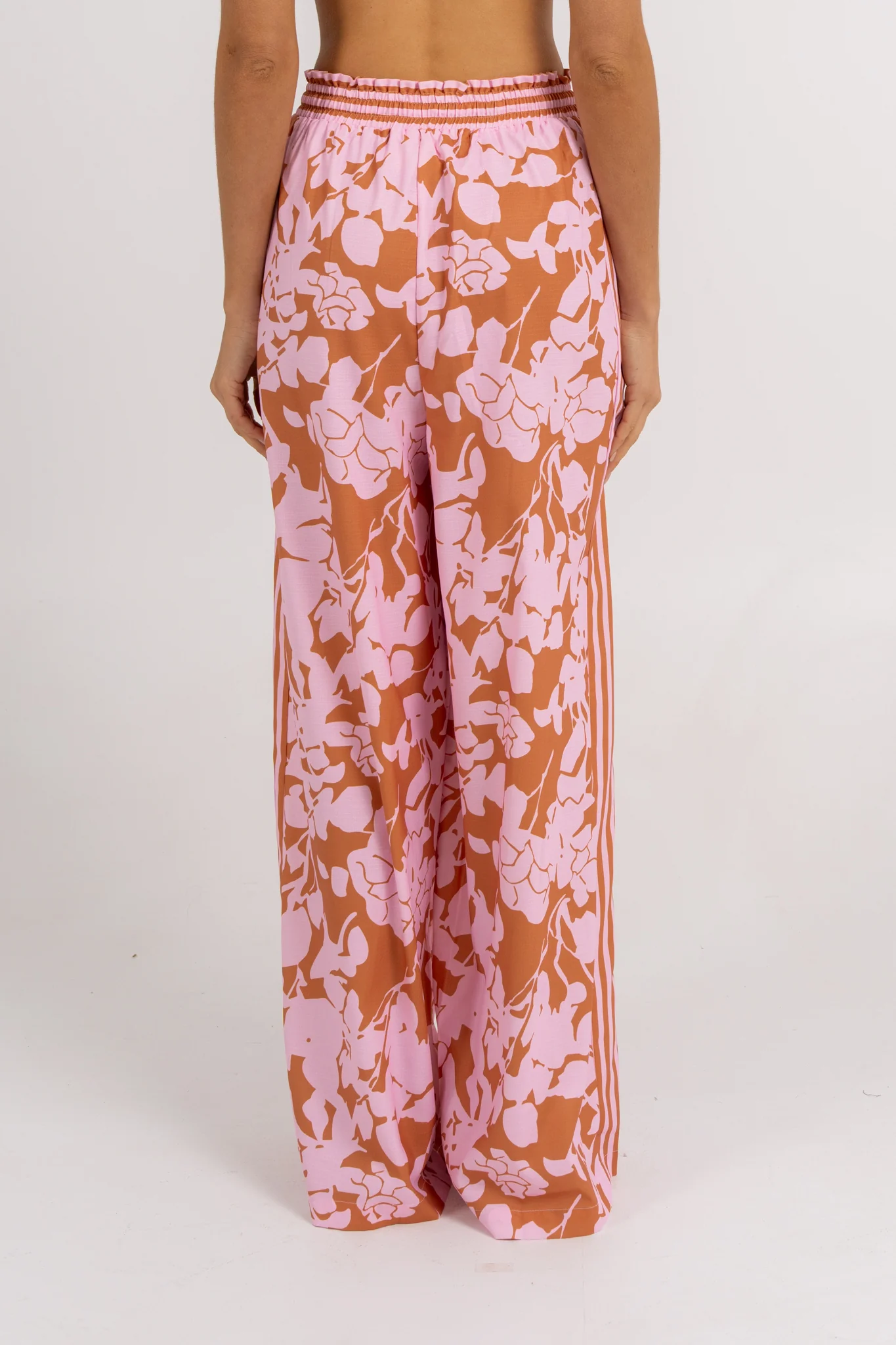 Tripoli Set Tan Floral - Image 11