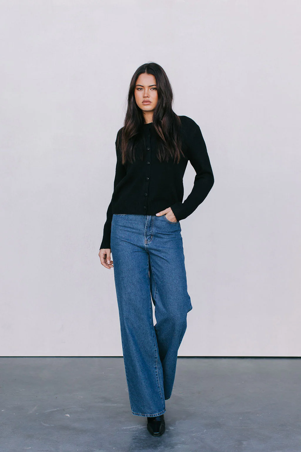 Vanessa Cardigan Black - Image 9