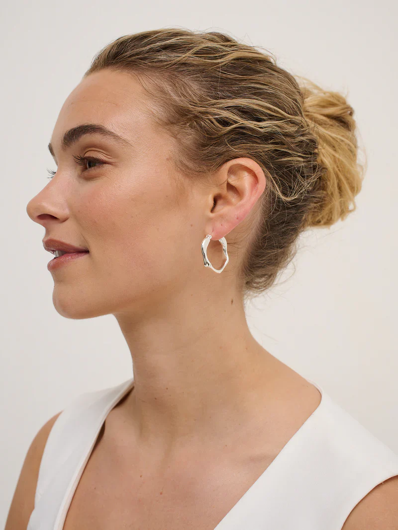Willow Hoop Earrings Silver - Image 9