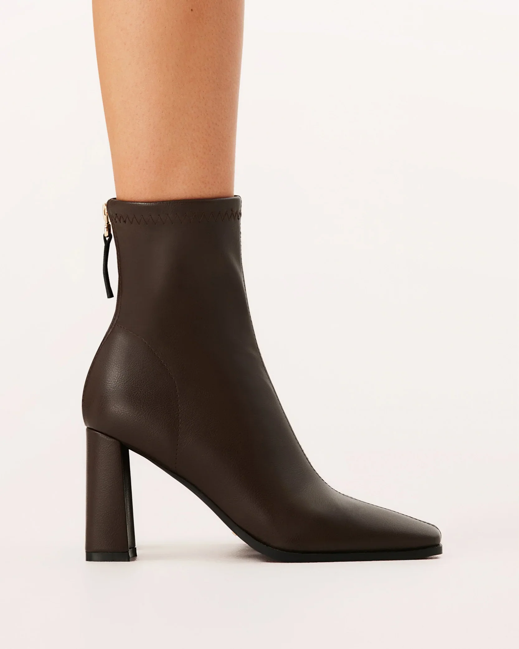 Zade Ankle Boots Dark Chocolate - Image 2